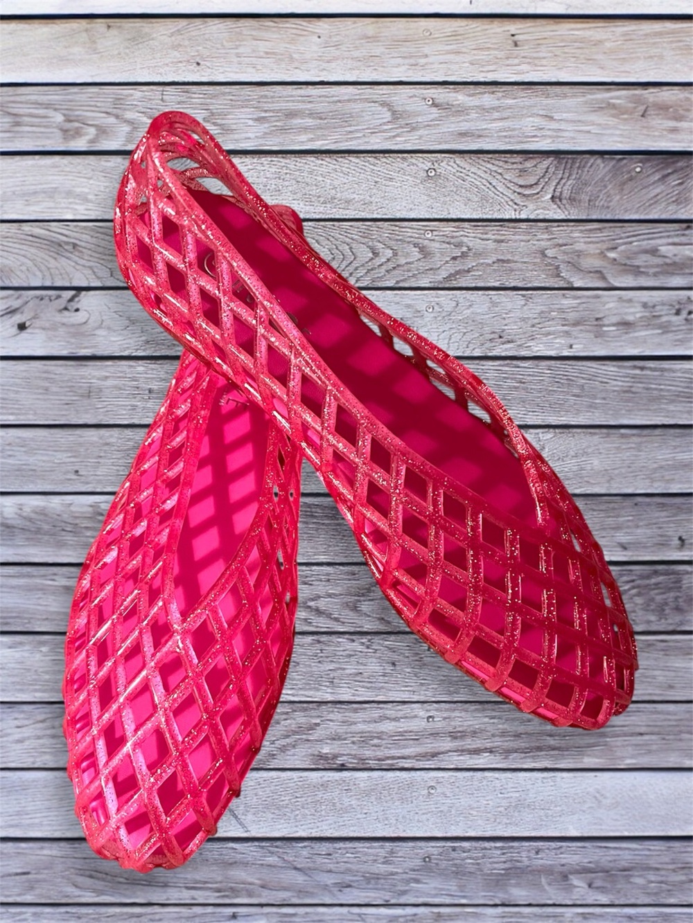 NWT Rouge Neon Pink Jelly Water Shoes 8